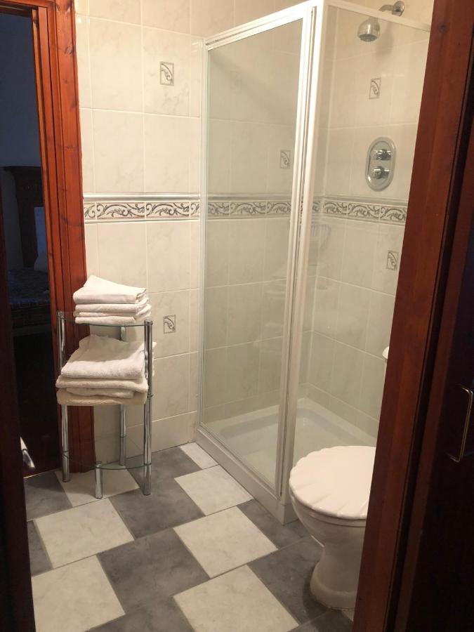 Executive Serviced Apartments 1 Forfar Exterior foto